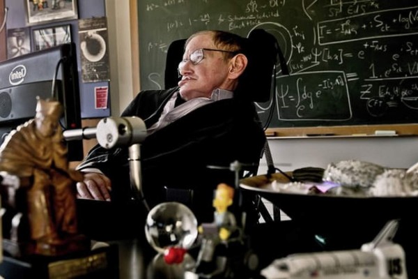 Fallece el científico británico Stephen Hawking a los 76 años de edad