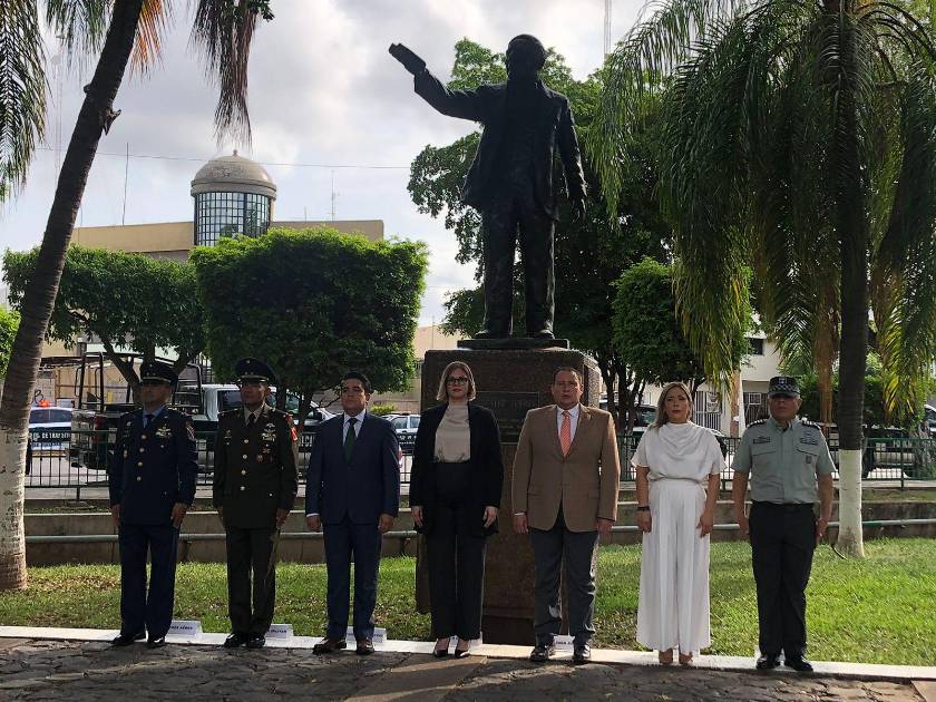 Conmemora Gobierno de Sinaloa aniversario luctuoso de Benito Juárez