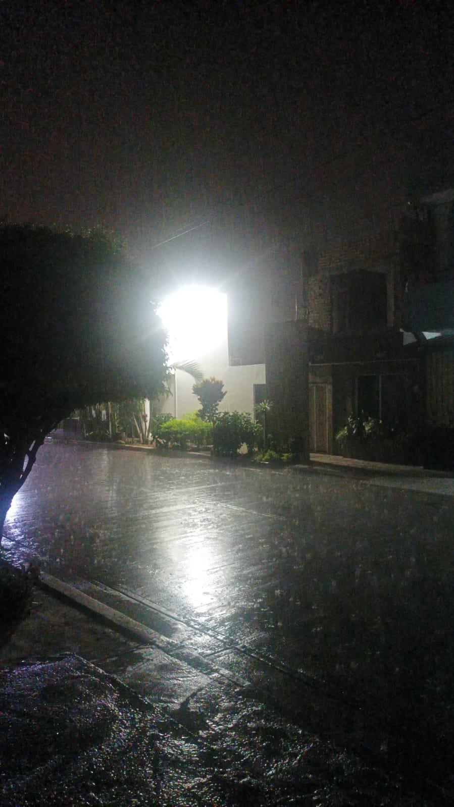 Cae La Primera Lluvia En Mazatl N