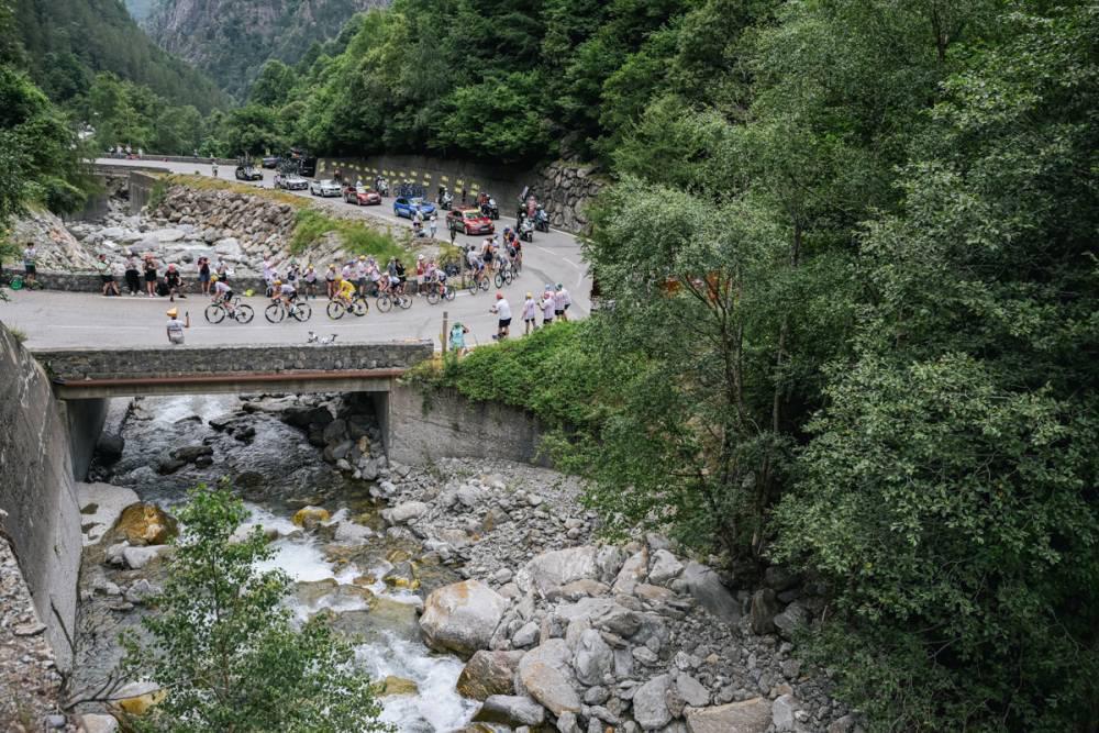 $!Tadej Pogacar se corona en el último puerto de montaña y se lleva etapa 19 del Tour de Francia