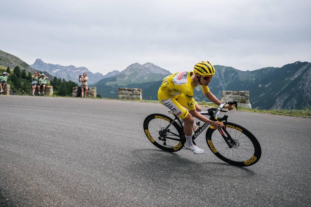 $!Tadej Pogacar se corona en el último puerto de montaña y se lleva etapa 19 del Tour de Francia