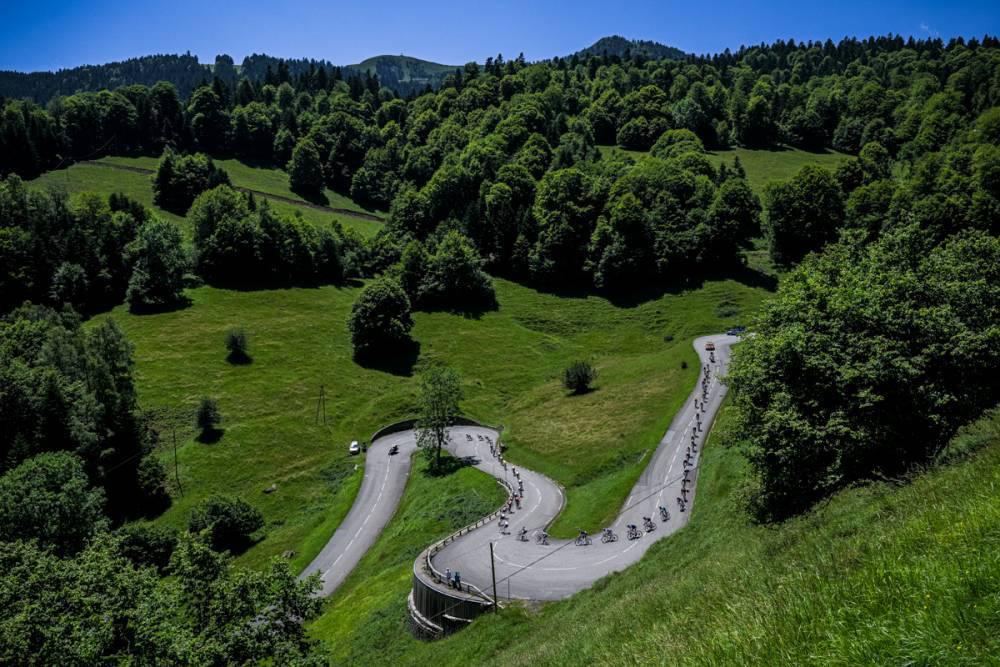 $!Tadej Pogacar decanta el Tour de Francia en Plateau de Beille