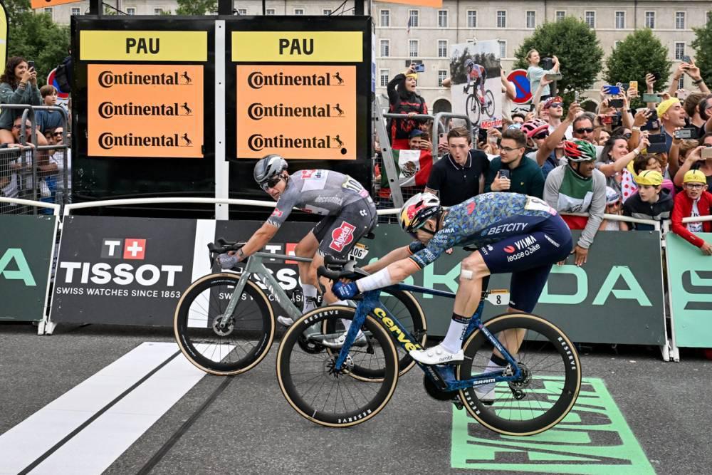 $!Jasper Philipsen conquista una etapa sin respiro en el Tour de Francia