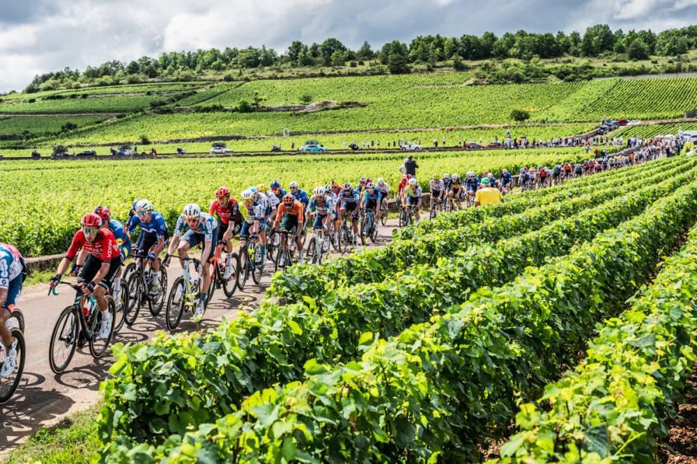 $!Groenewegen gana la sexta etapa del Tour de Francia; Pogacar sortea los abanicos