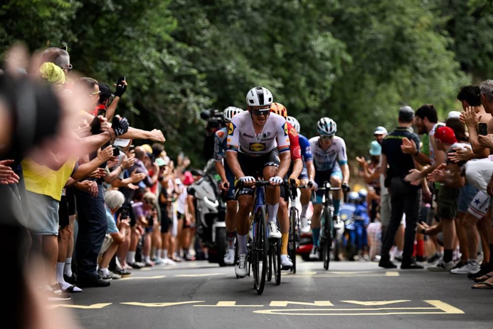 $!El francés Romain Bardet gana la primera etapa del Tour de Francia