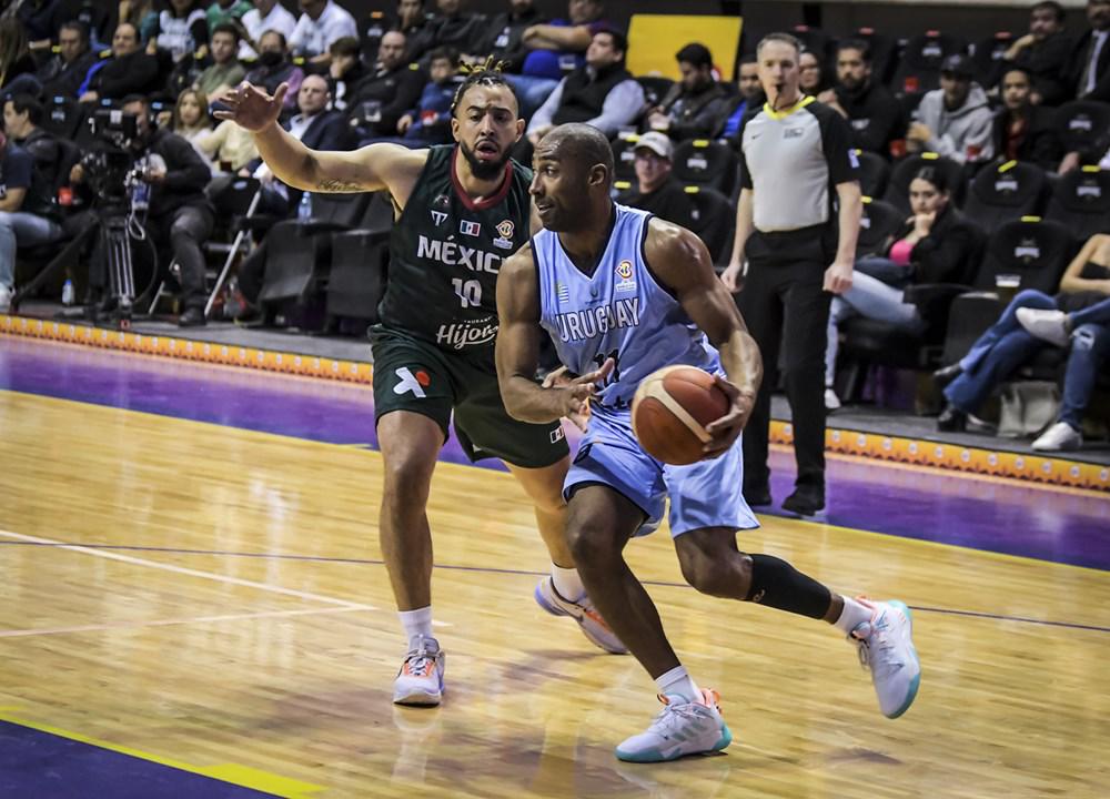 $!México arrasa con Uruguay y sueña con el Mundial de baloncesto