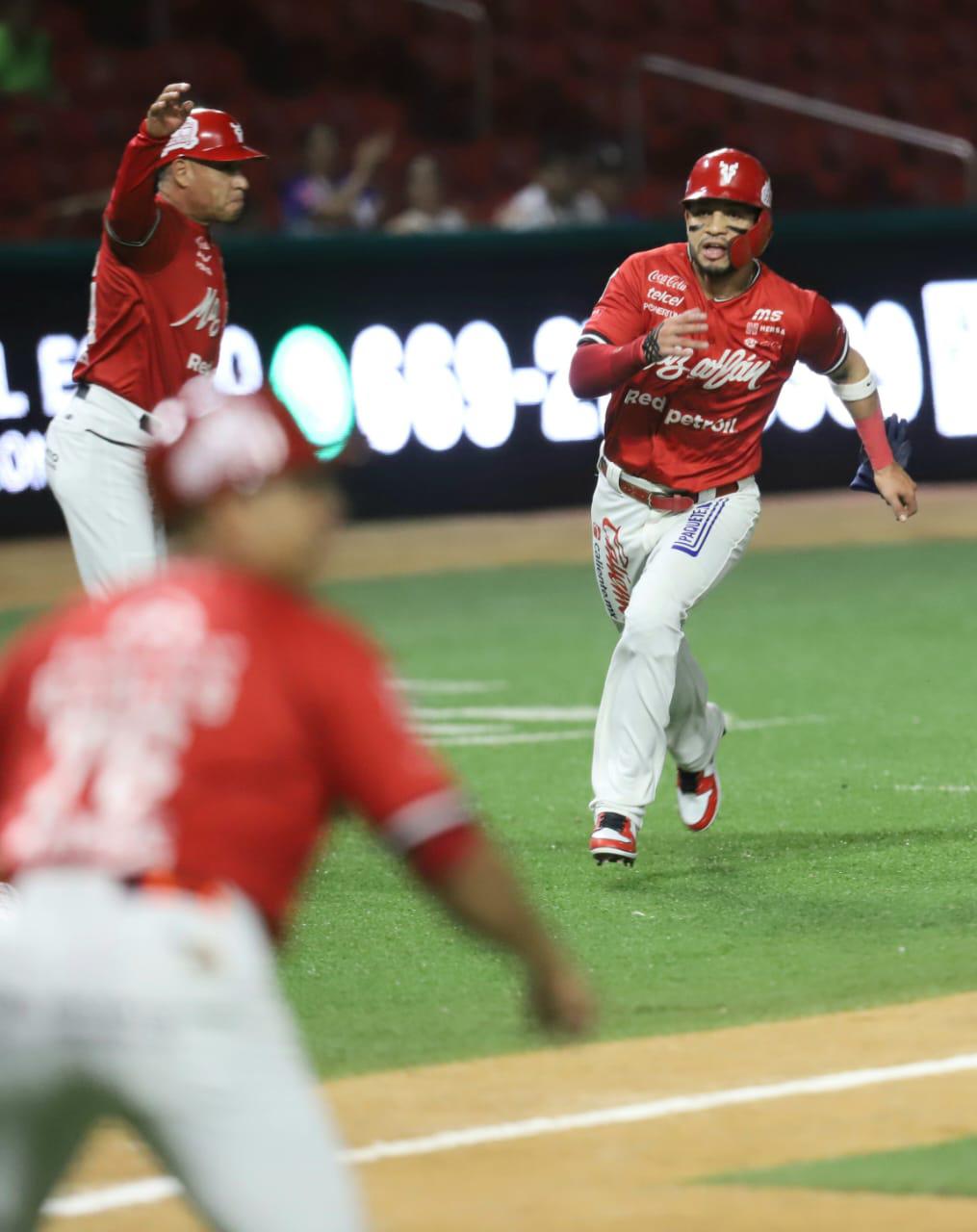 $!Falla Solano y Venados pierde primer juego ante Los Mochis