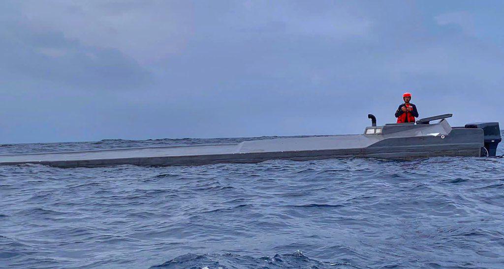 $!Interceptan en Colombia submarino con 3 toneladas de químicos para el narco