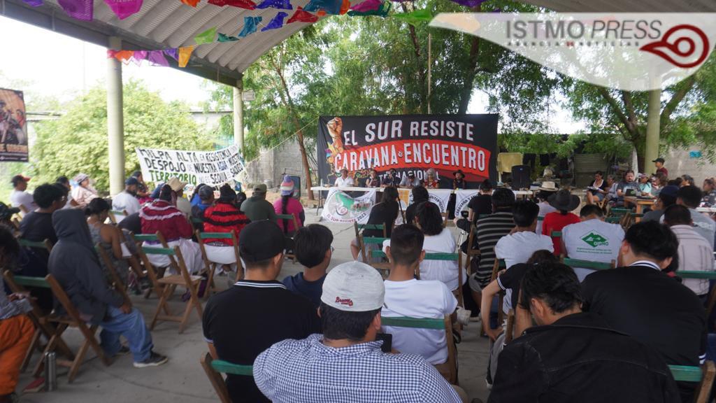 $!Llega caravana del sur a Oaxaca ‘el territorio es nuestro y lo defendemos resistiendo’