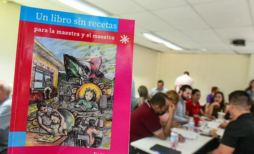 $!Autoridades educativas de Sinaloa analizan los nuevos Libros de Texto Gratuitos