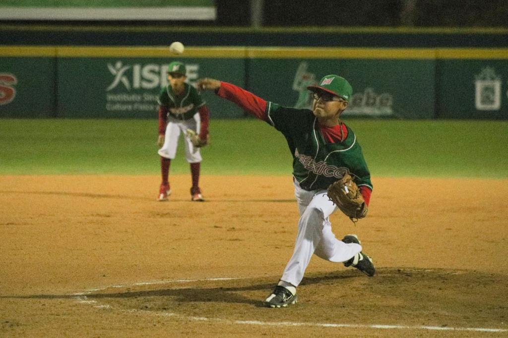 $!México apalea a República Dominicana en el Panamericano U10