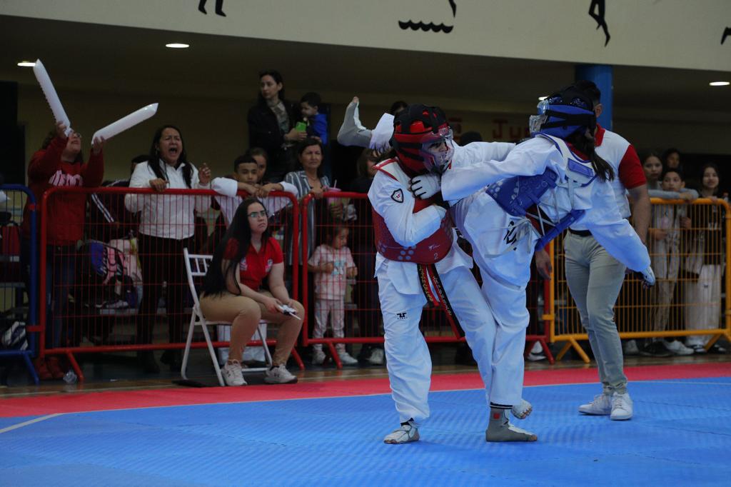 $!Sorprende Elota en estatal de taekwondo