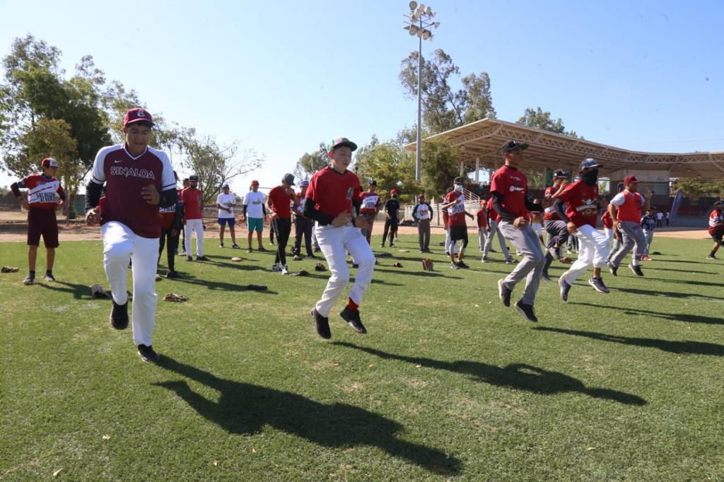 $!Clínicas de Beisbol Aprende de los Grandes se realizan en Salvador Alvarado