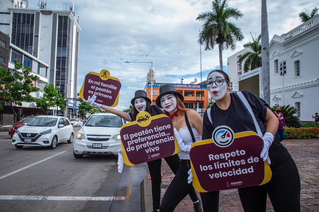 $!Con caminata, en Culiacán autoridades celebran el Día Mundial del Peatón