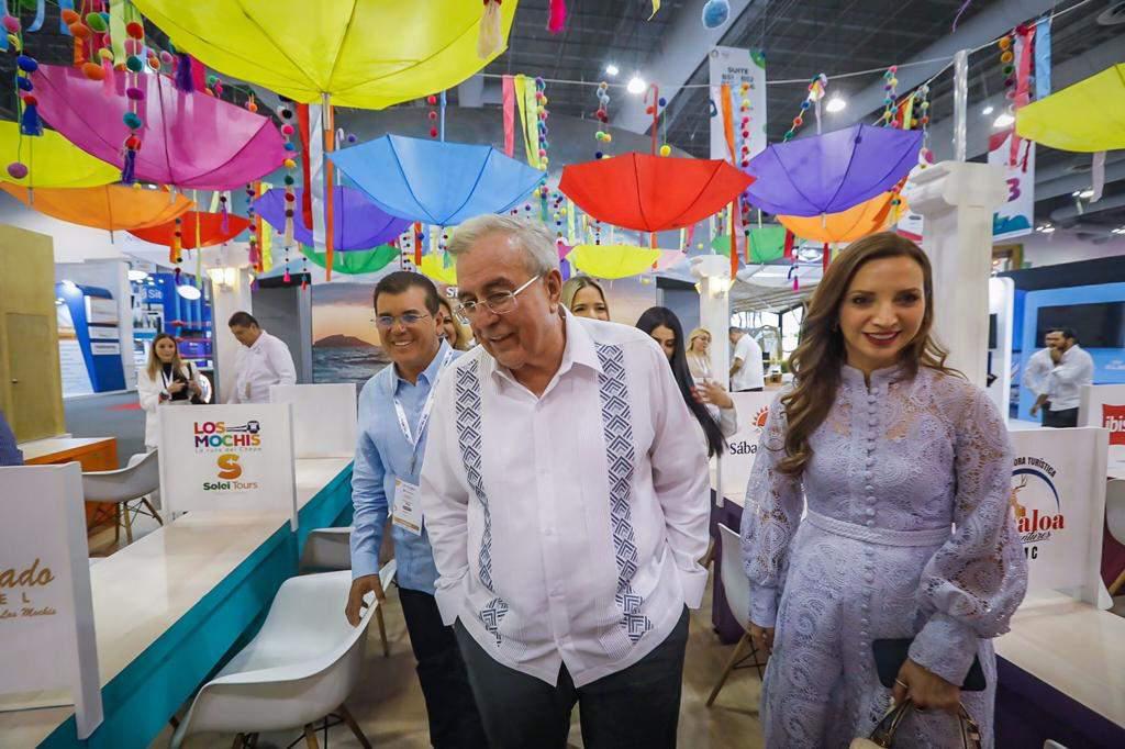 $!Anuncia Rocha Moya proyecto de tren para Sinaloa en Tianguis Turístico