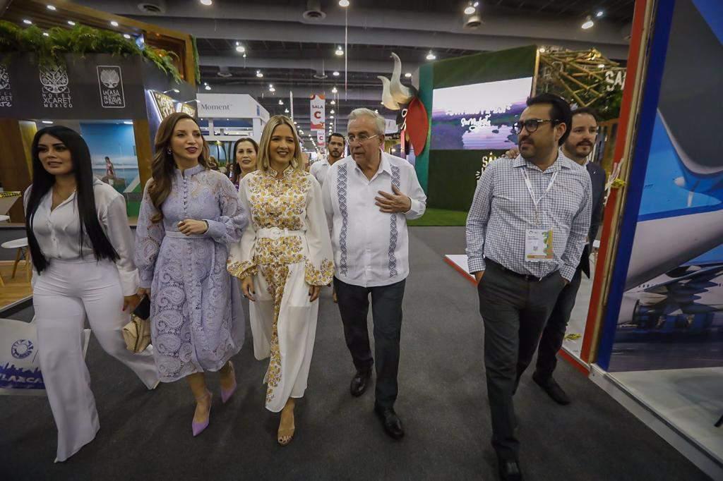 $!Anuncia Rocha Moya proyecto de tren para Sinaloa en Tianguis Turístico