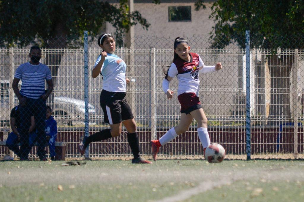 $!Culiacán conquista oro y bronce en el futbol estatal de los Juegos Conade