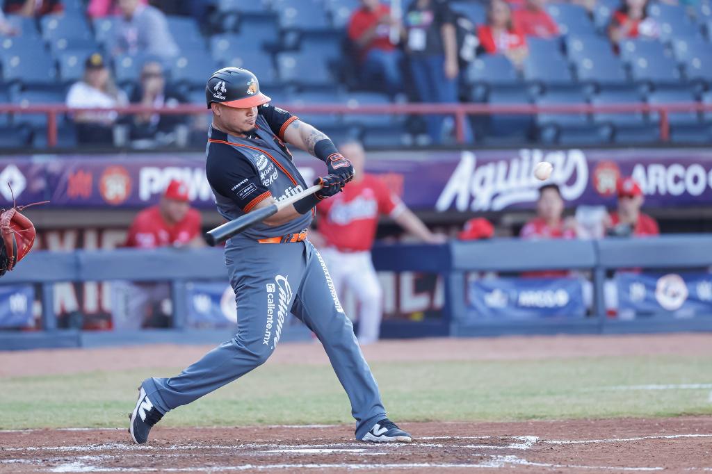 $!En extrainnings, Naranjeros se queda con la serie en la frontera