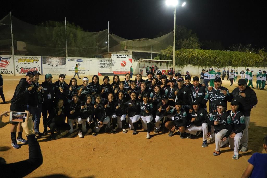 $!Carro completo para Culiacán en softbol estatal