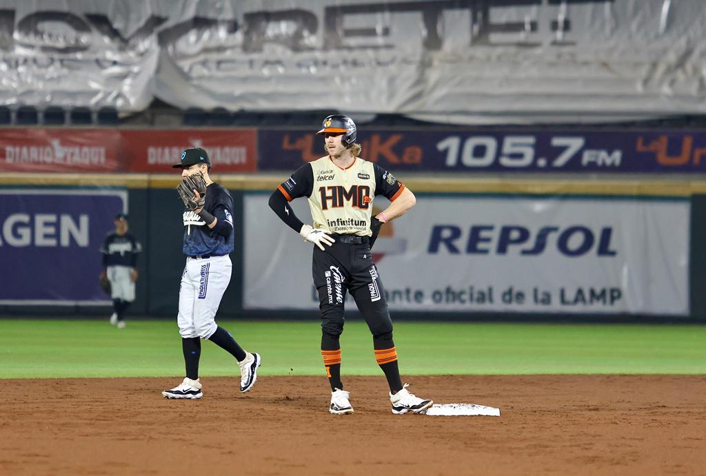 $!Obregón se queda con el tercero de la serie ante Naranjeros