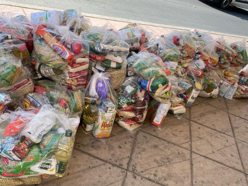 $!Colectivo Tarámari Sinaloense reúne más de 5 toneladas de alimentos en colecta