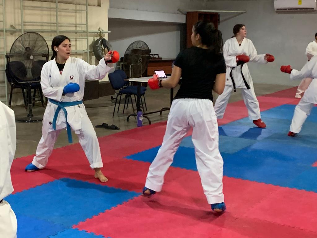 $!Selección de karate do de la UAS gana 14 medallas en Serie MX en Tabasco