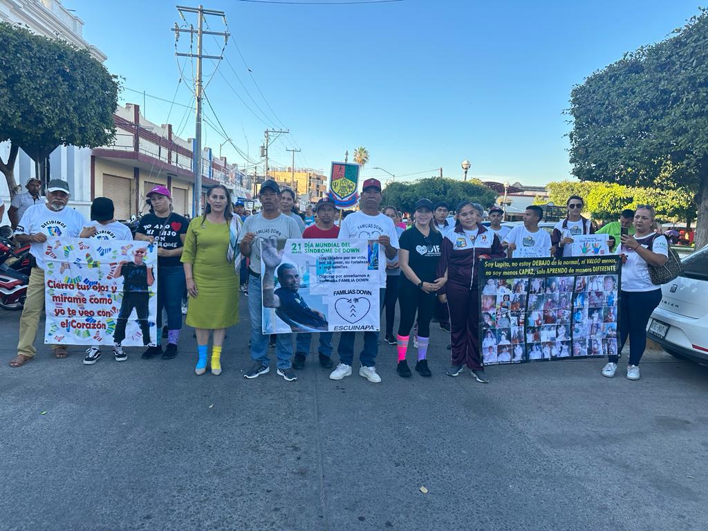 $!Marchan en Escuinapa por el Día del Síndrome de Down