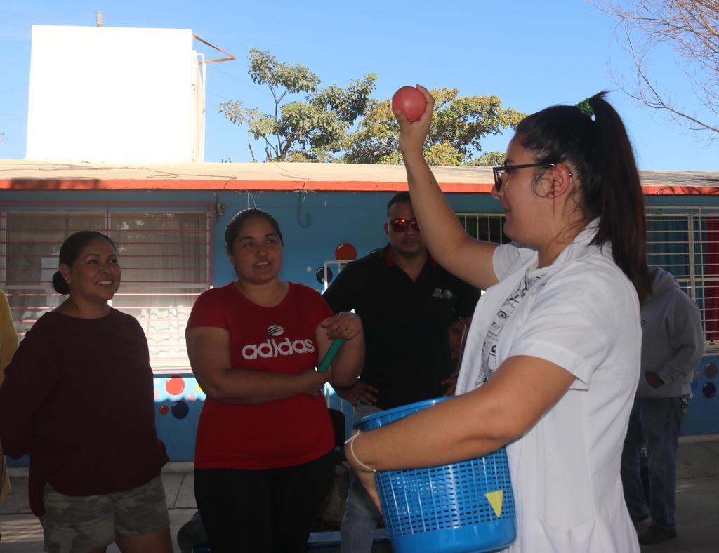 $!Padres de familia del Niños Héroes se activan físicamente