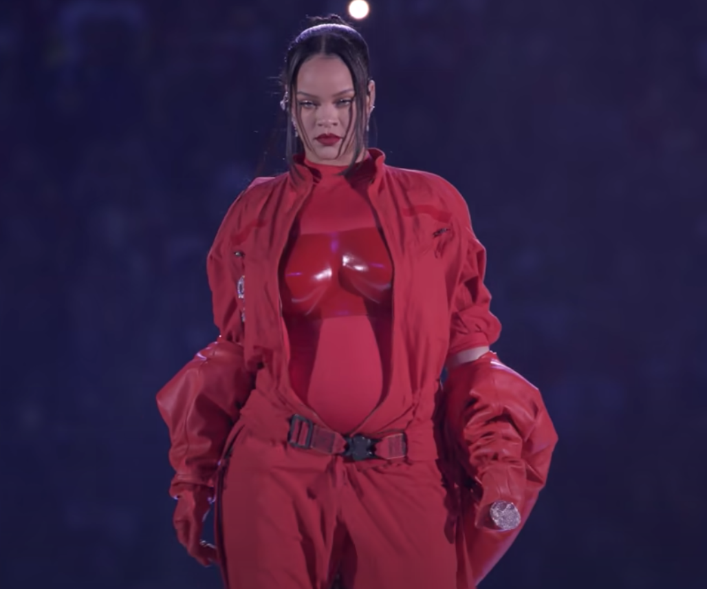 $!Confirma representante de Rihanna su segundo embarazo