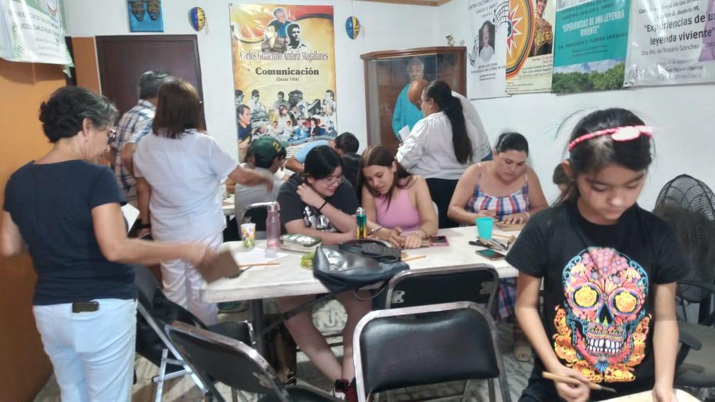 $!Como parte del segundo aniversario del centro se llevó a cabo un taller de grabado.