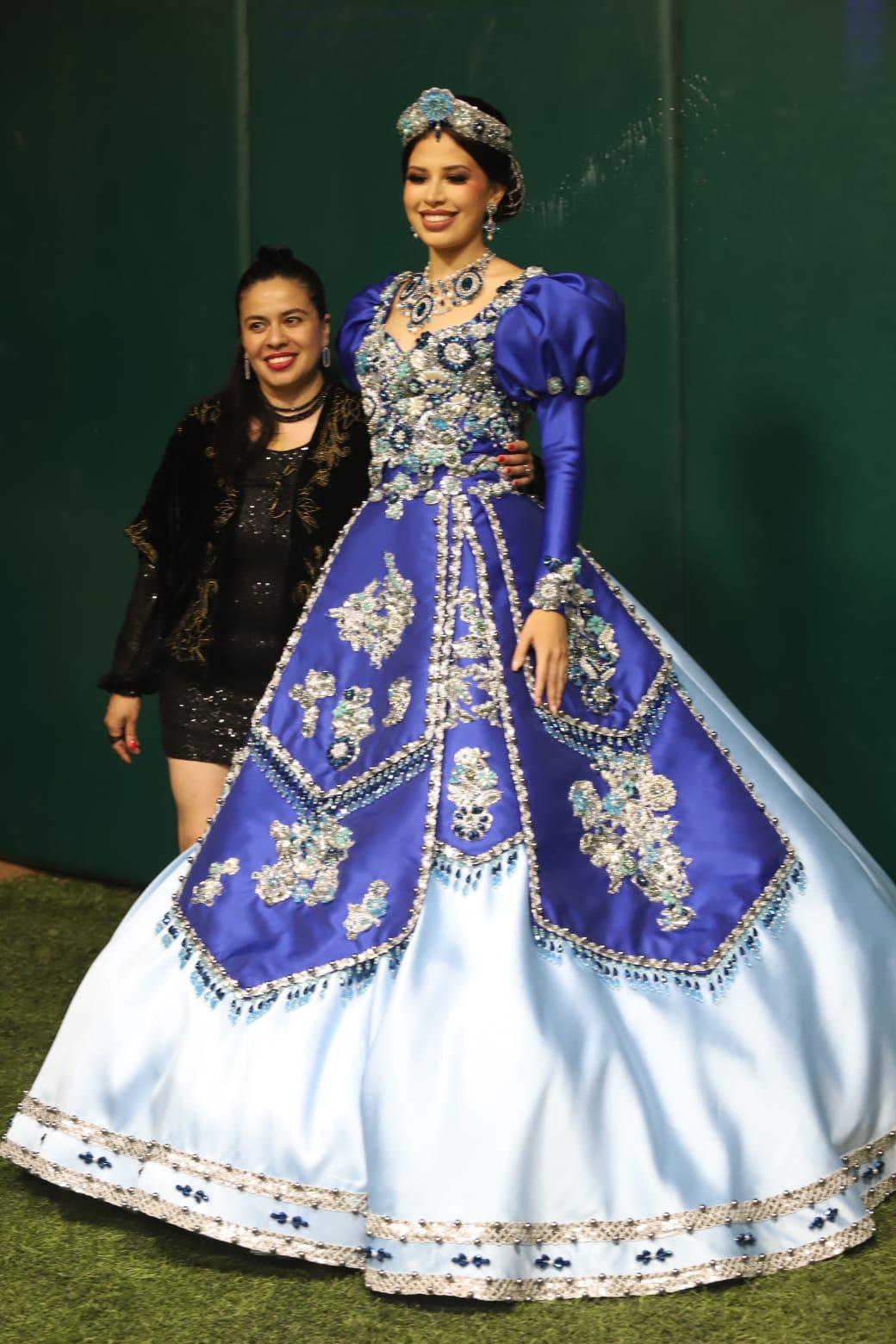 $!Siu Ling I recibe corona como la Reina de los Juegos Florales 2024