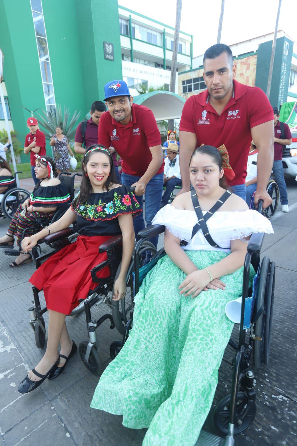 $!Cristian Piñón, Leo Calderón, Yenifer Rodríguez y Andrea Lizárraga.