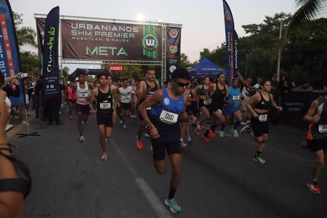 $!Conquistan Aragetze Nava y Diego García la 5KM Premier Mazatlán