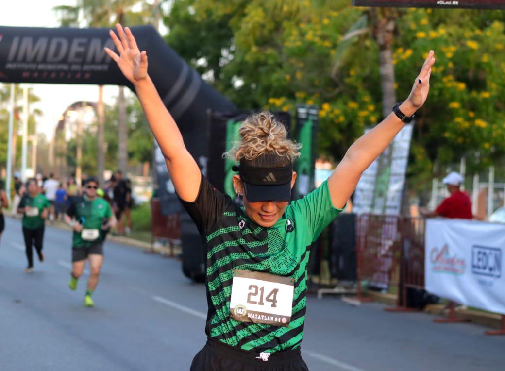 $!Conquistan Aragetze Nava y Diego García la 5KM Premier Mazatlán