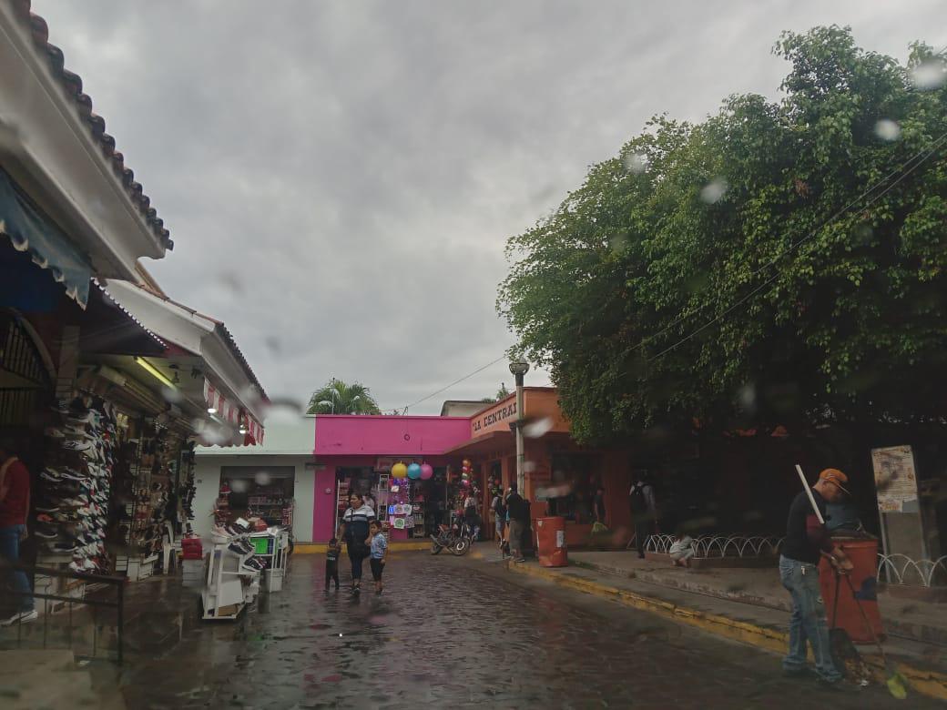 $!Se registran lluvias decembrinas en Rosario