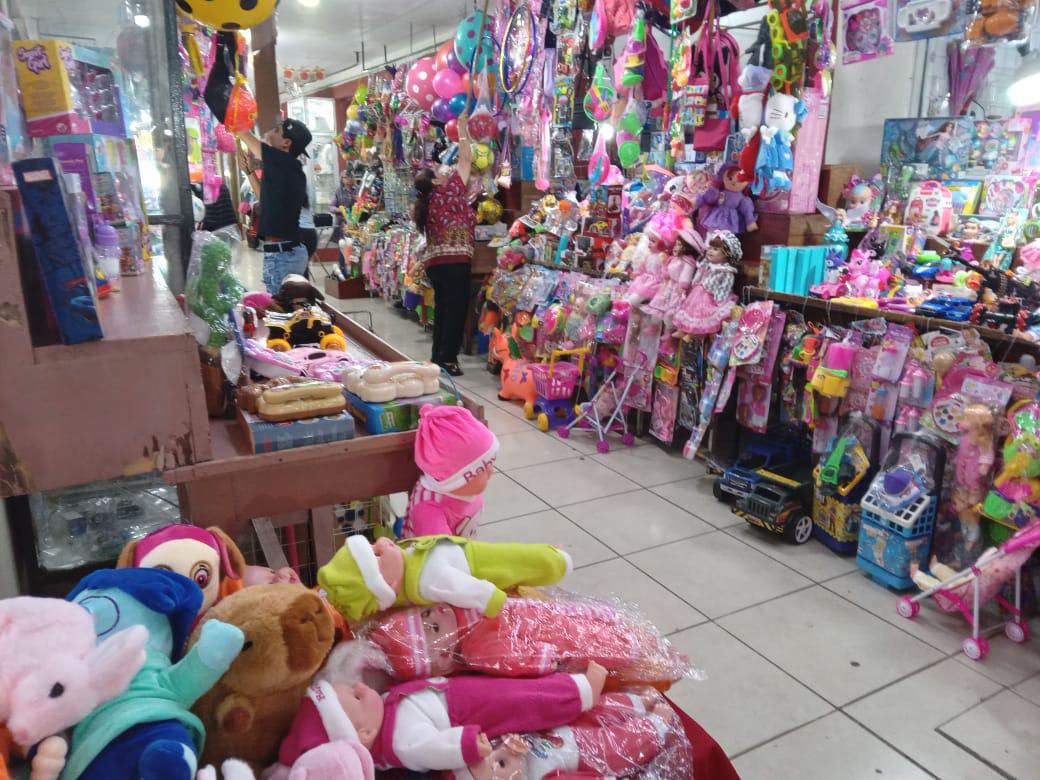 $!Comerciantes de Rosario afirman que hay ventas pero no como en otros años