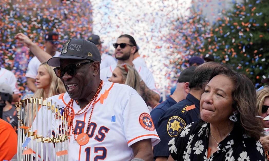 Astros quieren que Dusty Baker siga como manager en 2023