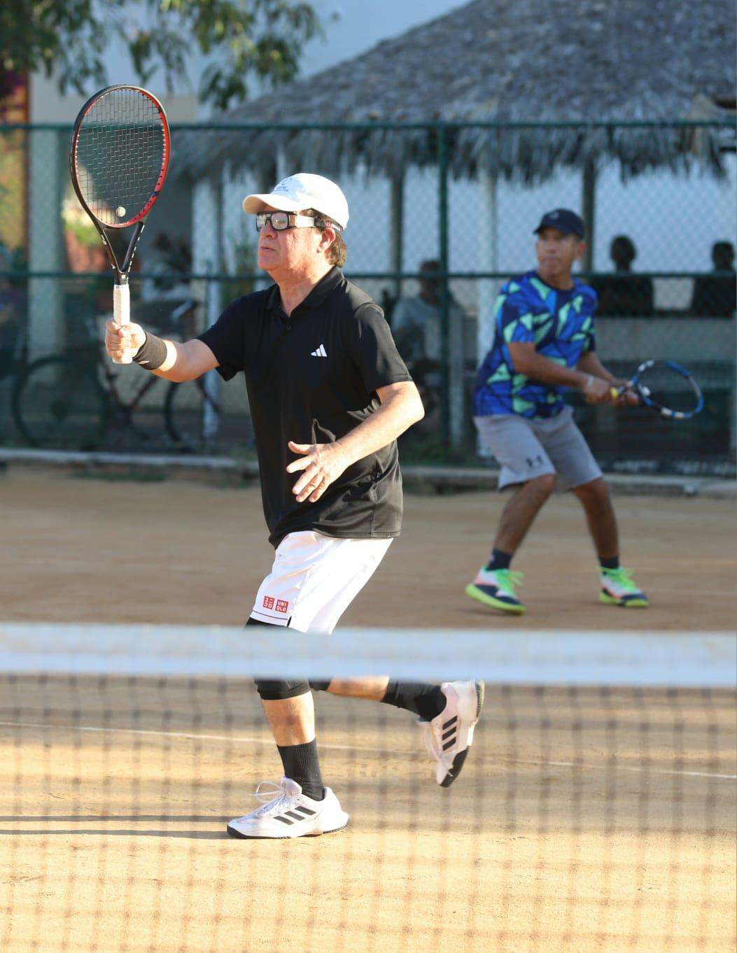 $!Intensa victoria para Becerra y Sánchez en el Torneo de Tenis Dobles ‘D’ en el Racquet