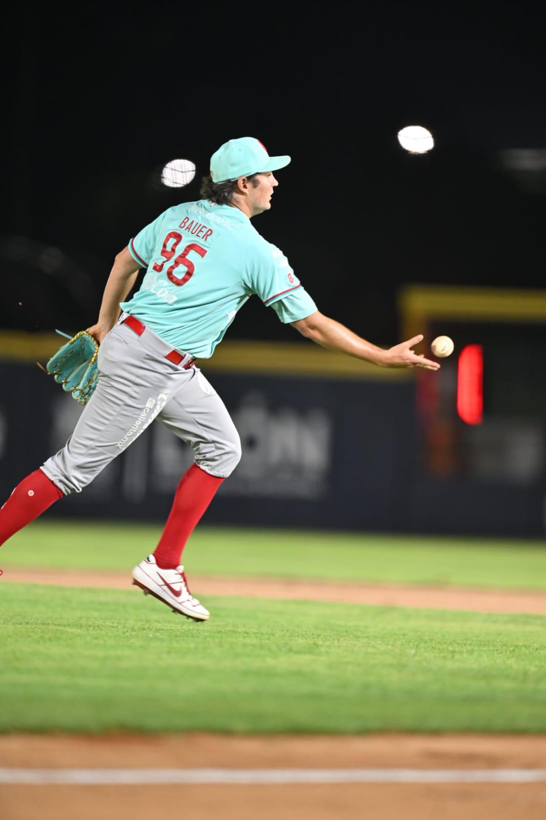 $!Trevor Bauer se queda toda la temporada con Diablos Rojos del México