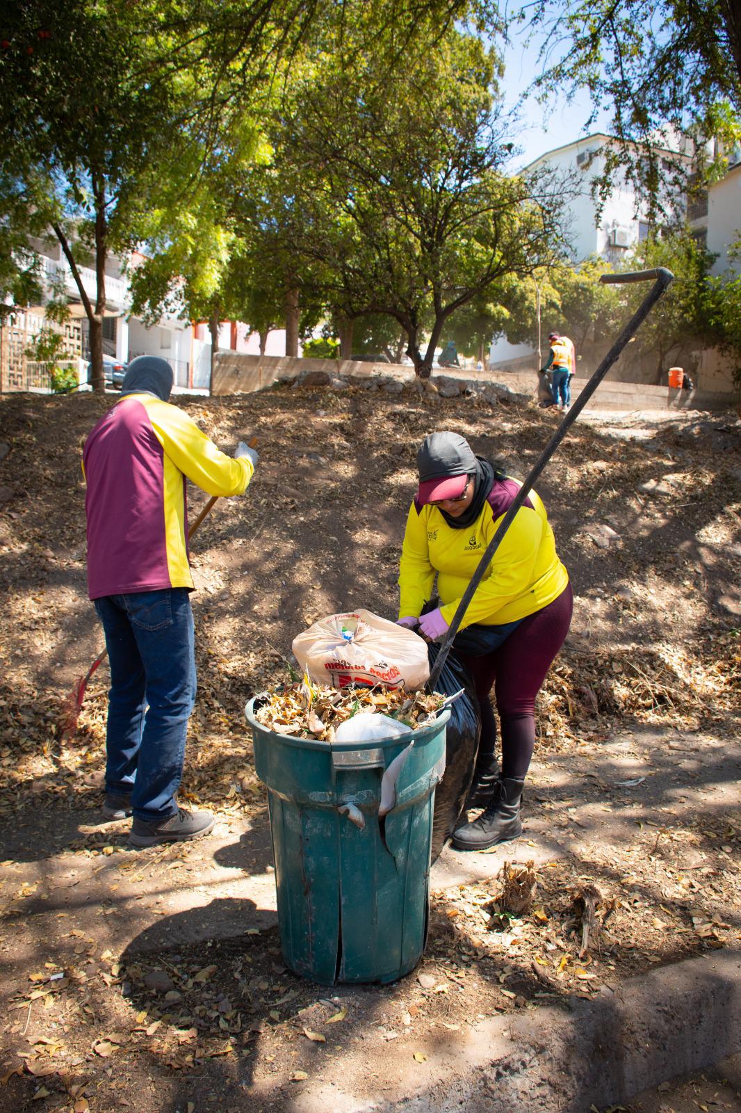 $!Ayuntamiento de Culiacán atiende peticiones de colonos de Cañadas