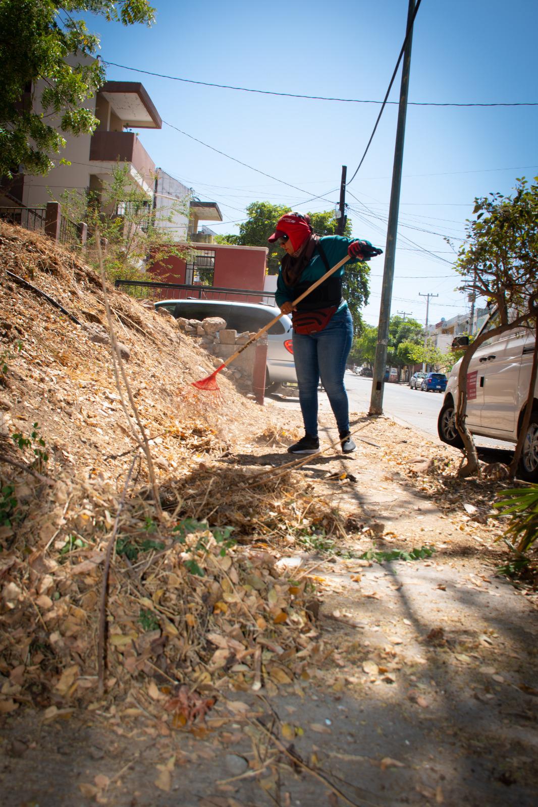 $!Ayuntamiento de Culiacán atiende peticiones de colonos de Cañadas