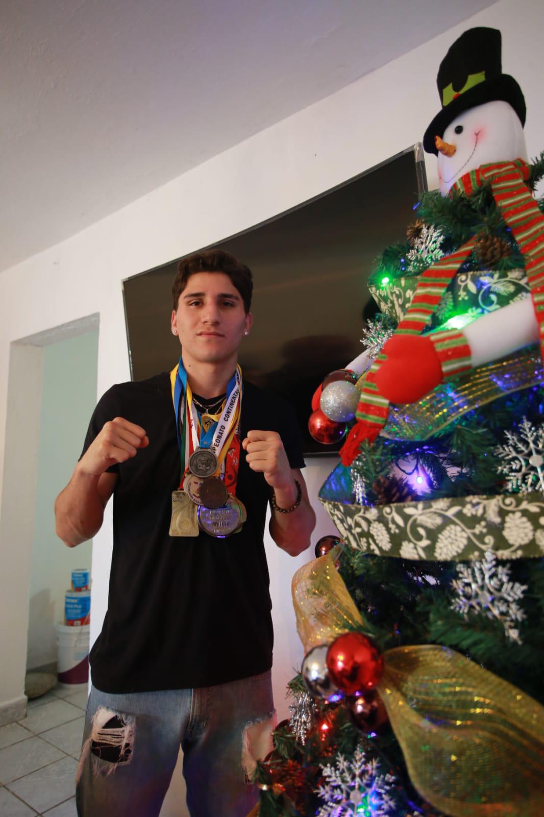 $!Marco Verde celebra una Navidad rodeado de familia