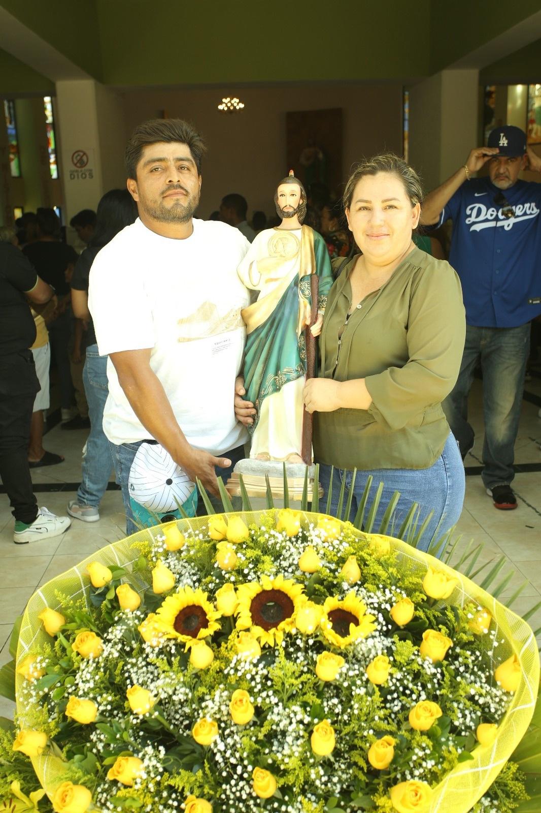 $!Con gran devoción, feligreces festejan a San Judas Tadeo en Mazatlán