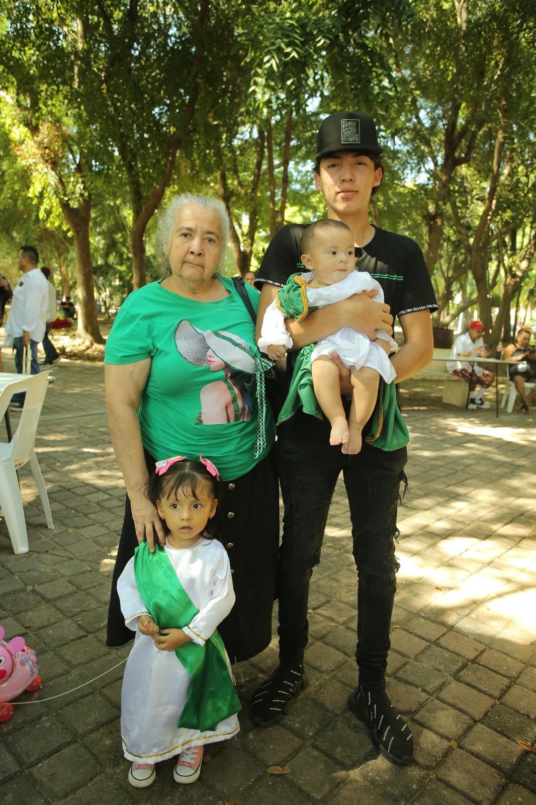 $!María Luisa Lizárraga, Ailana Gallegos, Luis Castro y Manuel Gilberto.