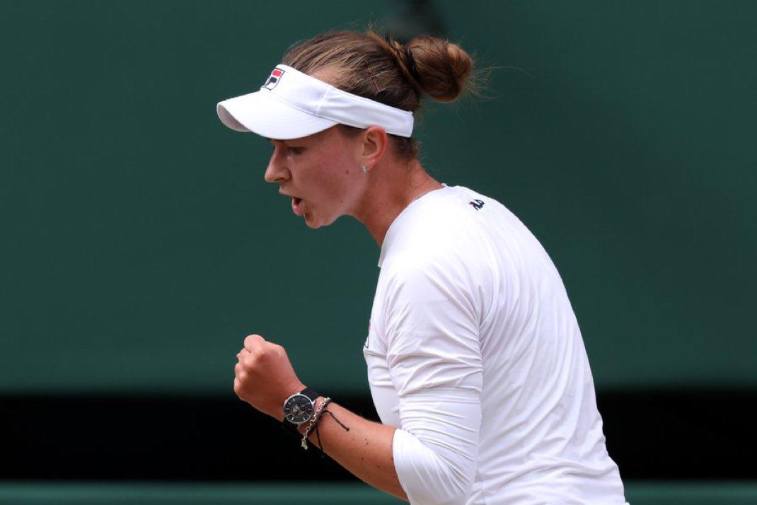 $!Krejcikova vence a Paolini en tres sets y se corona campeona de Wimbledon