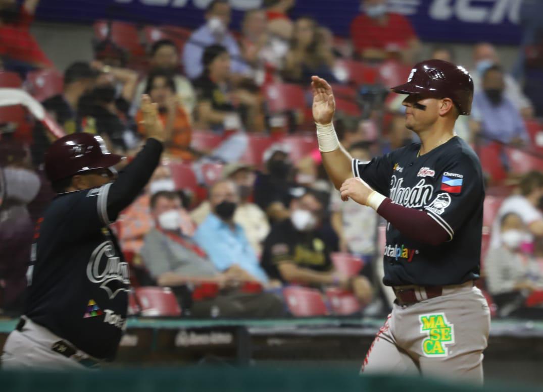 $!Venados de Mazatlán cobra desquite ante Tomateros de Culiacán