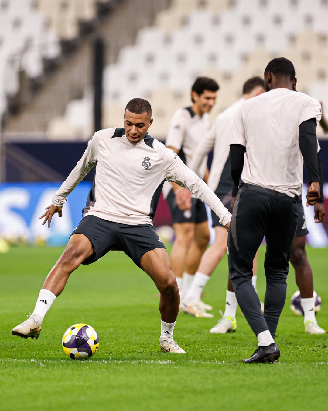 $!Kylian Mbappé podría tener actividad en la final de la Intercontinental ante el Pachuca.