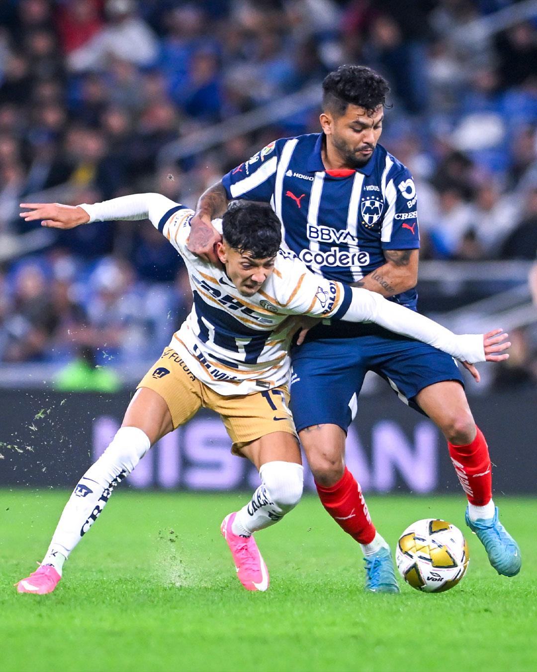 $!Rayados vence a Pumas con gol de Sergio Canales