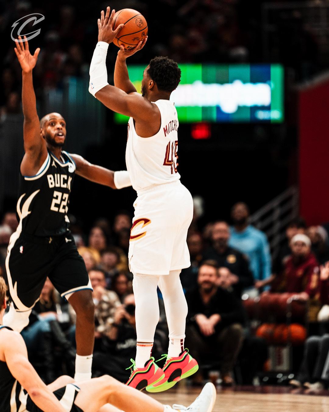 $!Bucks sufren estrepitosa derrota ante Cavaliers