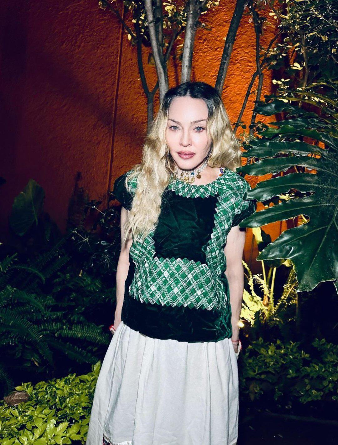 $!Presume Madonna ropa y joyas de Frida Kahlo